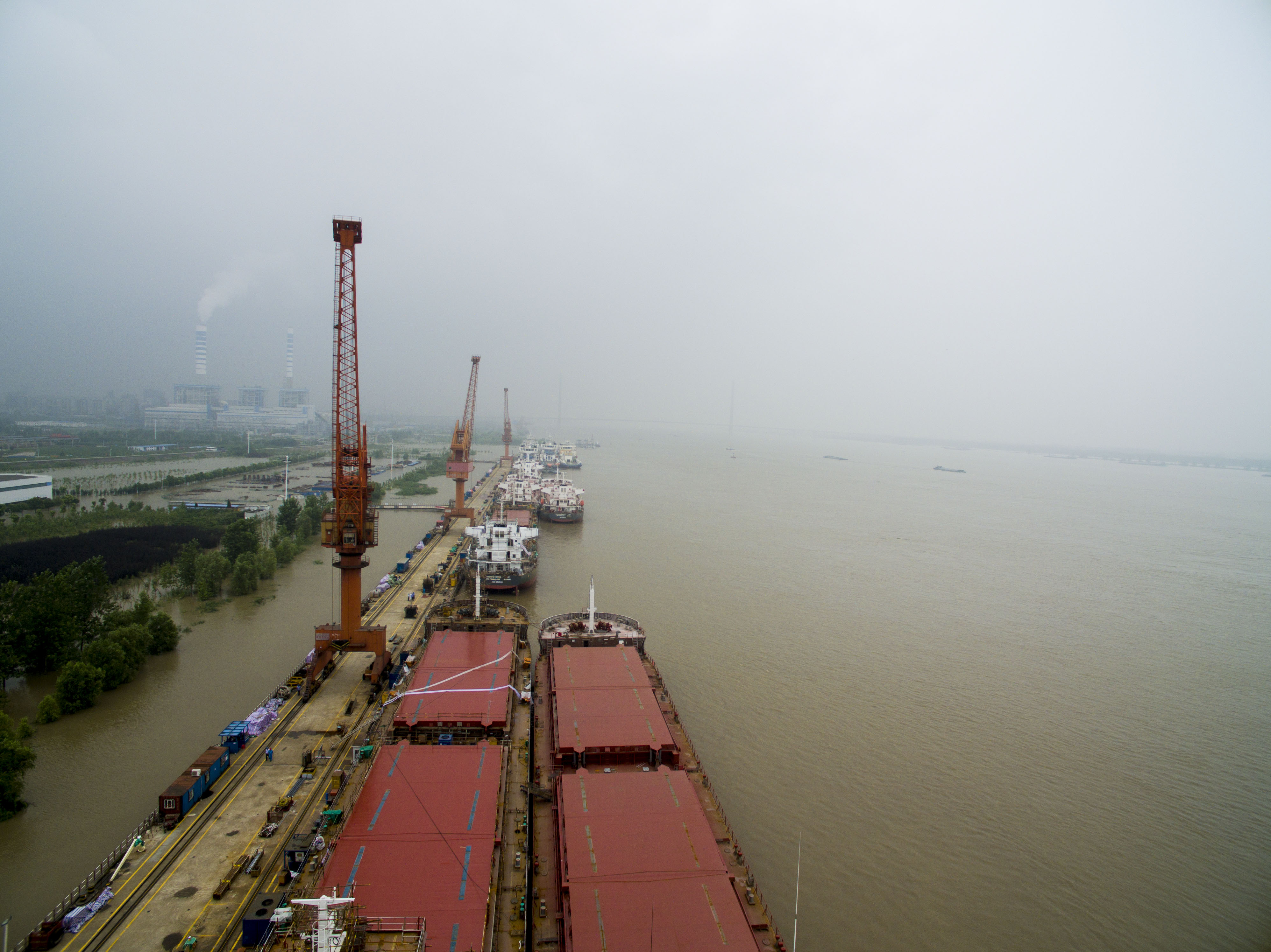 第38頁_新聞中心_蕪湖造船廠有限公司